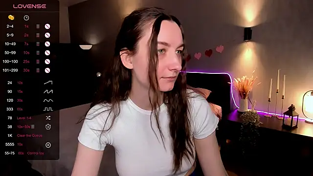 Snapshot of annacooleman chatting on May 6, 2026, 2:19 am annacooleman online show from May 6, 2026, 2:19 am