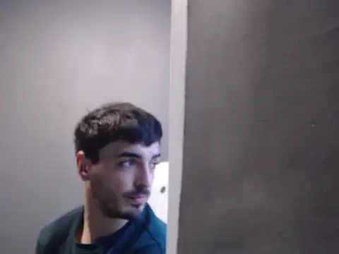 XXXdonXXX online show from December 14, 2025, 2:11 pm