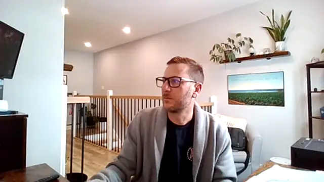 Bigdicktrav902 online show from February 11, 2026, 2:33 pm