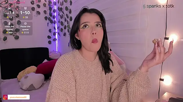 moonliiiight1 online show from December 20, 2024, 10:54 pm