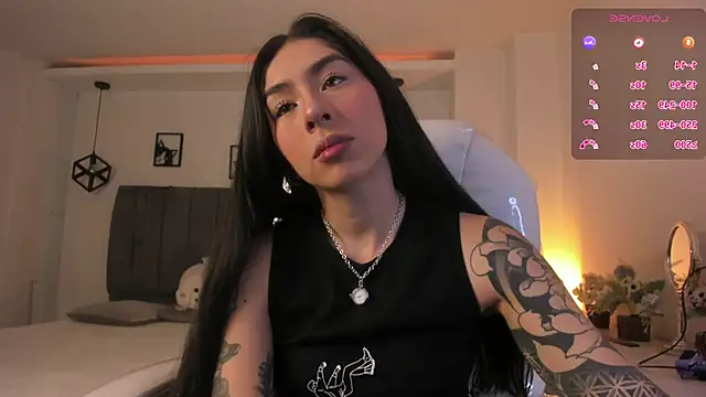 Snapshot of Beck_jones chatting on October 9, 2025, 2:48 pm Beck jones online show from October 9, 2025, 2:48 pm