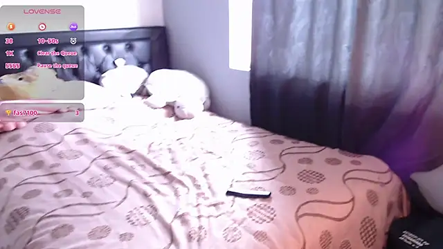 Snapshot of Beck_jones chatting on November 7, 2025, 7:25 pm Beck jones online show from November 7, 2025, 7:25 pm