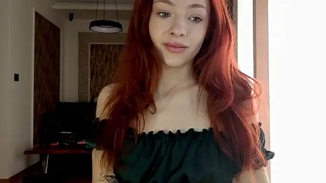 MiaRouge online show from March 17, 2026, 7:12 am