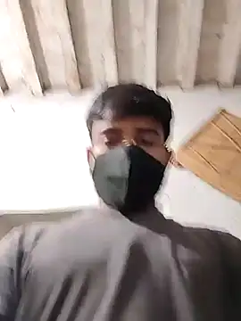 PRIYANHUxh online show from March 18, 2026, 8:45 pm