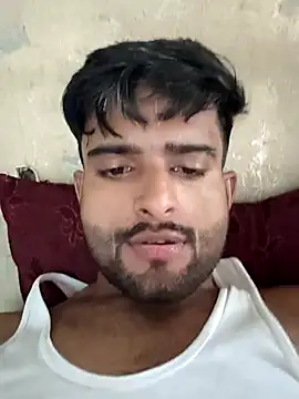 Snapshot of PRIYANHU@xh chatting on June 5, 2026, 8:09 am PRIYANHUxh online show from June 5, 2026, 8:09 am