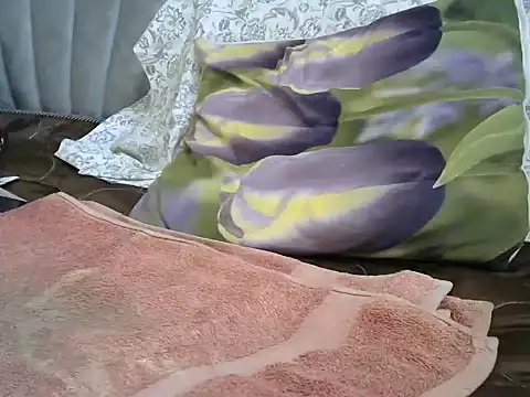 Candykitten online show from February 16, 2025, 9:04 am