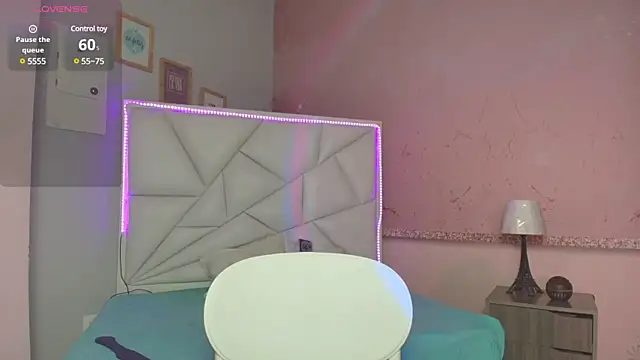 ariadna dawson7 online show from January 9, 2025, 6:36 pm