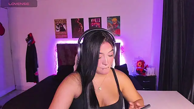 Mariana Hasper  online show from October 4, 2025, 3:48 am