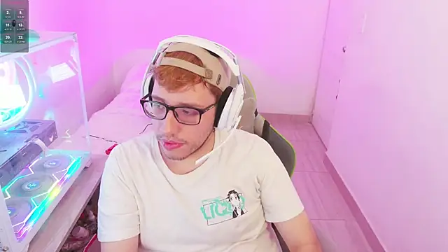 Snapshot of GioFran chatting on January 10, 2026, 4:25 am GioFran online show from January 10, 2026, 4:25 am