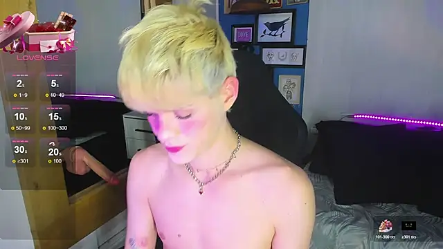 VladHellsing4 online show from December 15, 2025, 2:21 pm