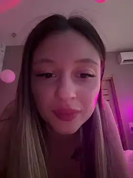 Kimsweet7 online show from December 6, 2024, 9:13 pm