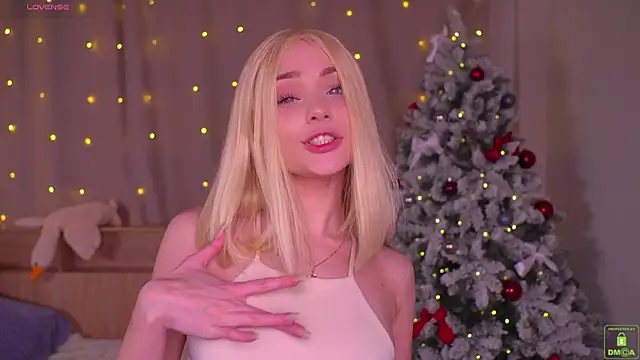 Snapshot of tessa_meow chatting on January 13, 2025, 4:41 pm tessa meow online show from January 13, 2025, 4:41 pm