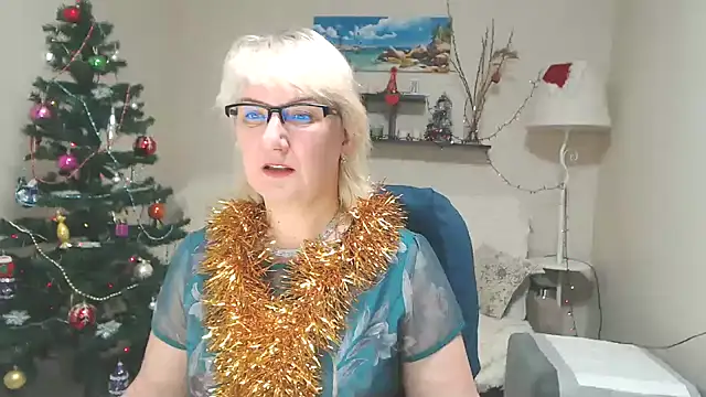 FleurMays online show from December 29, 2024, 4:59 am