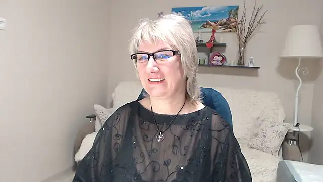 FleurMays online show from January 17, 2026, 12:10 pm