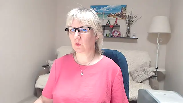 FleurMays online show from April 25, 2026, 3:20 am