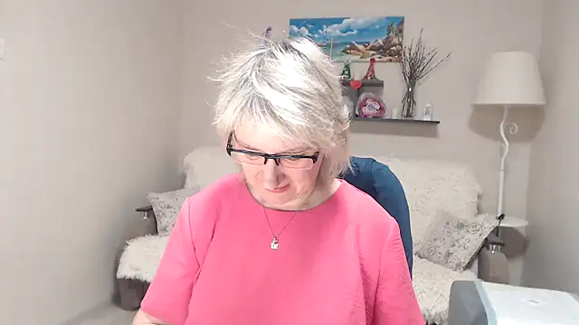 FleurMays online show from April 26, 2026, 3:37 am