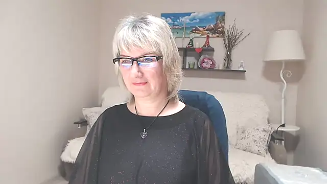 FleurMays online show from June 13, 2026, 5:16 am