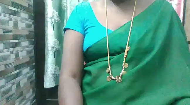 Hot akshara online show from December 10, 2024, 10:05 pm