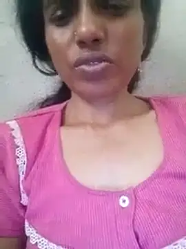 Snapshot of Gautami-telugu chatting on September 19, 2025, 6:04 am Gautami-telugu online show from September 19, 2025, 6:04 am