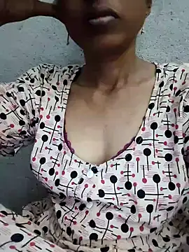 Snapshot of Gautami-telugu chatting on September 25, 2025, 9:40 pm Gautami-telugu online show from September 25, 2025, 9:40 pm