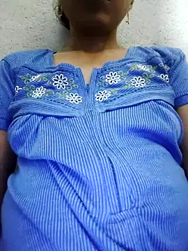 Snapshot of Gautami-telugu chatting on September 26, 2025, 2:10 pm Gautami-telugu online show from September 26, 2025, 2:10 pm