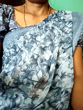 Snapshot of Gautami-telugu chatting on October 18, 2025, 7:20 am Gautami-telugu online show from October 18, 2025, 7:20 am