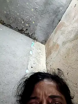 Snapshot of Gautami-telugu chatting on October 23, 2025, 8:40 pm Gautami-telugu online show from October 23, 2025, 8:40 pm