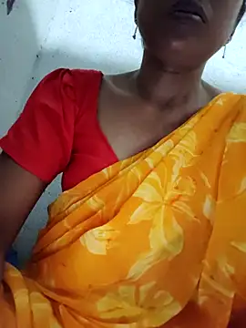 Snapshot of Gautami-telugu chatting on October 24, 2025, 9:00 pm Gautami-telugu online show from October 24, 2025, 9:00 pm