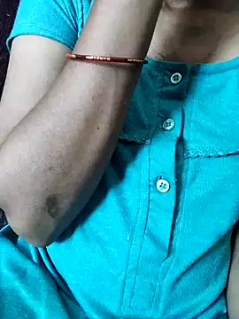 Snapshot of Gautami-telugu chatting on October 31, 2025, 7:53 am Gautami-telugu online show from October 31, 2025, 7:53 am