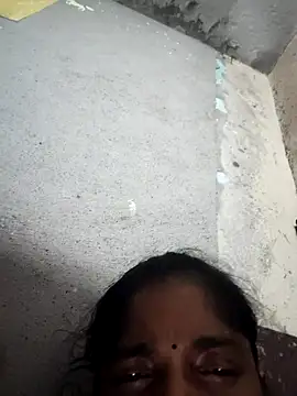 Snapshot of Gautami-telugu chatting on November 2, 2025, 5:59 pm Gautami-telugu online show from November 2, 2025, 5:59 pm