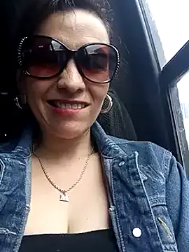 Milenahot 69  online show from December 17, 2024, 9:16 pm