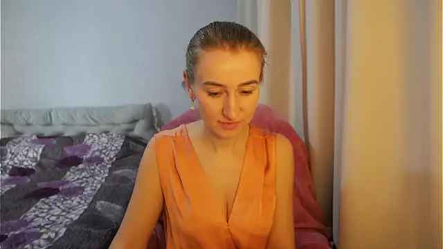 Sophiloren online show from March 7, 2026, 11:29 am