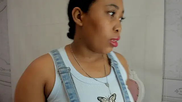 Leah Sweetie online show from March 8, 2025, 11:16 am