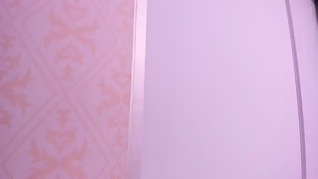 Leah Sweetie online show from September 23, 2025, 9:56 am