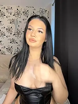 Nefera De Nile online show from March 13, 2026, 5:47 am