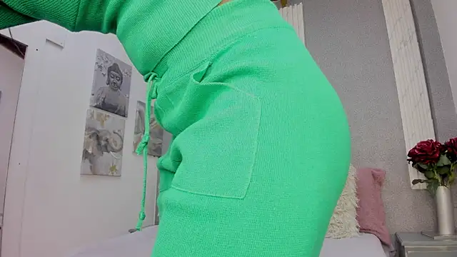 Scarleet am online show from February 7, 2025, 3:34 am