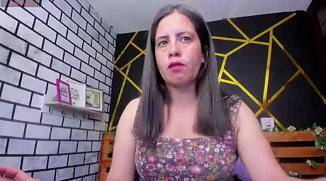 kathina giraldo online show from January 11, 2025, 12:50 pm