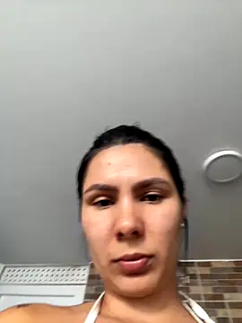 Snapshot of SofiaG_ chatting on October 5, 2025, 4:38 pm SofiaG  online show from October 5, 2025, 4:38 pm