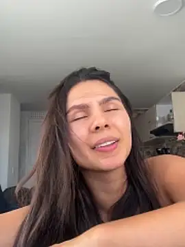 Snapshot of SofiaG_ chatting on October 13, 2025, 9:15 pm SofiaG  online show from October 13, 2025, 9:15 pm