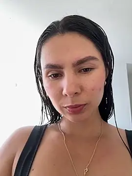 Snapshot of SofiaG_ chatting on October 28, 2025, 7:49 pm SofiaG  online show from October 28, 2025, 7:49 pm