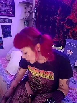 Sarah-Stoner online show from August 8, 2026, 12:02 am