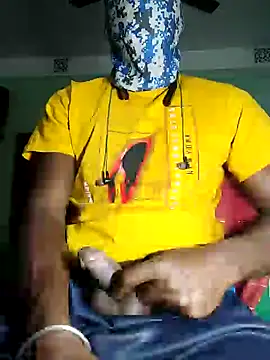 Snapshot of Hunter_boy9 chatting on January 22, 2025, 3:51 pm Hunter boy9 online show from January 22, 2025, 3:51 pm