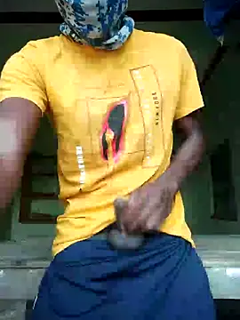 Snapshot of Hunter_boy9 chatting on February 22, 2025, 1:11 am Hunter boy9 online show from February 22, 2025, 1:11 am