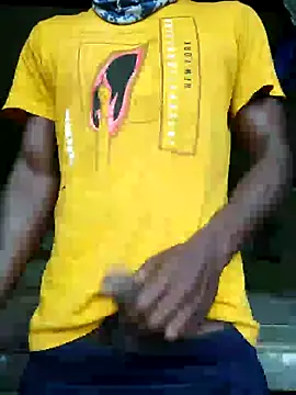 Snapshot of Hunter_boy9 chatting on February 23, 2025, 1:02 am Hunter boy9 online show from February 23, 2025, 1:02 am