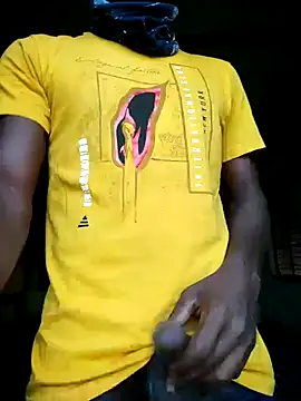 Snapshot of Hunter_boy9 chatting on March 7, 2025, 12:48 am Hunter boy9 online show from March 7, 2025, 12:48 am