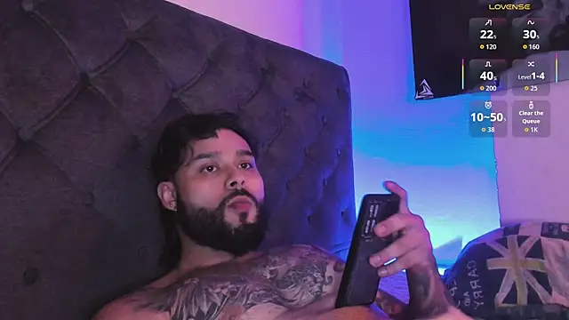 jeremygerard  online show from October 13, 2025, 1:00 pm