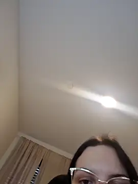 Jujuicy 97 online show from November 6, 2025, 12:28 pm