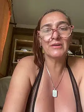 anastasia and jordan online show from February 8, 2025, 9:13 am