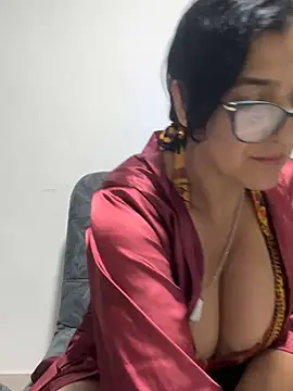 Snapshot of anastasia_and_jordan chatting on August 2, 2026, 9:19 am anastasia and jordan online show from August 2, 2026, 9:19 am