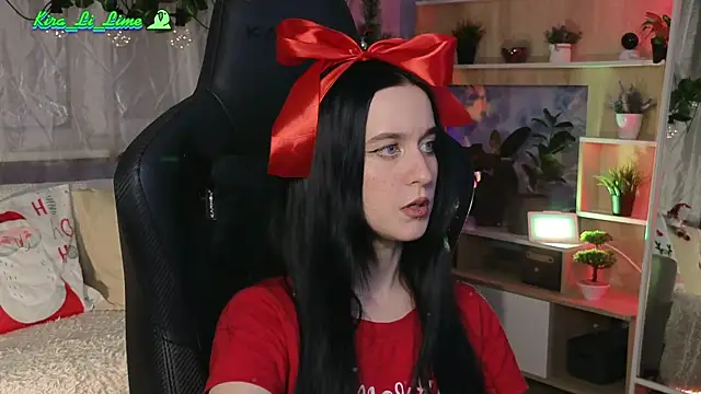 KiraLiLime online show from January 2, 2025, 5:46 am